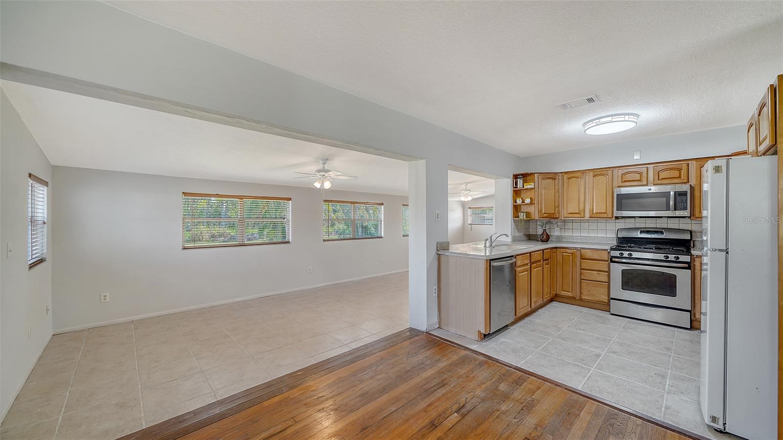 80 LILES ST