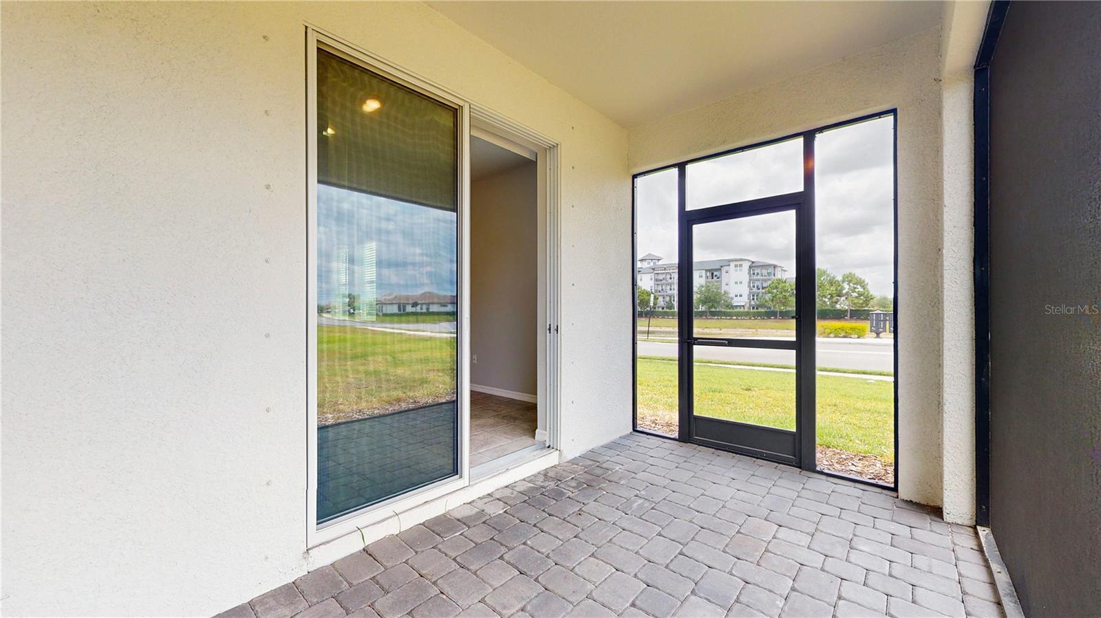 1824 WOODLEAF HAMMOCK CT