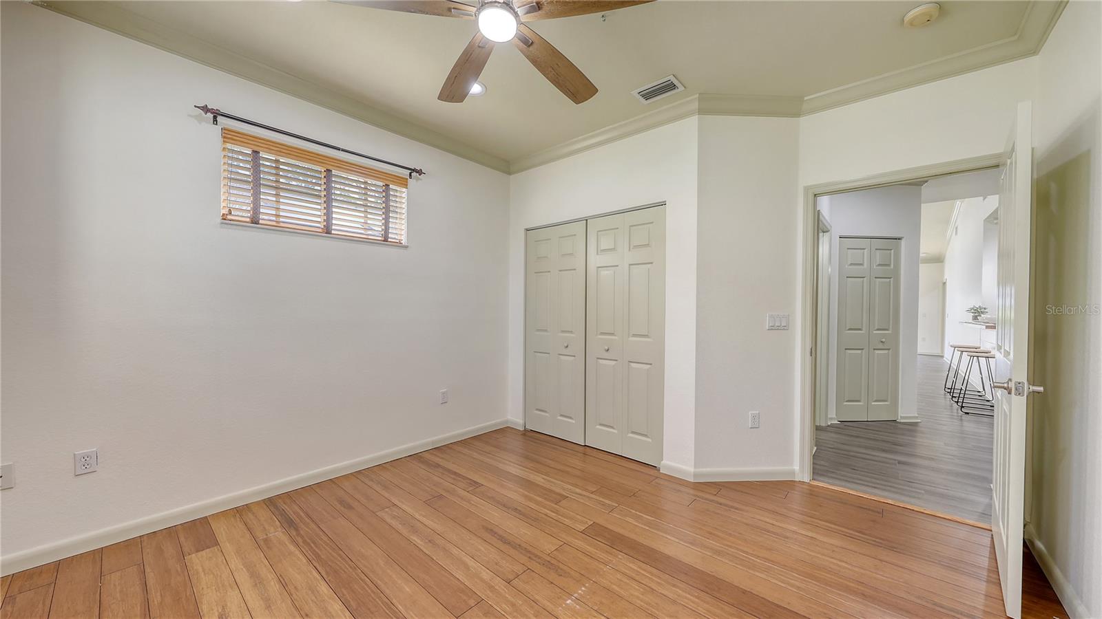 203 28TH ST W