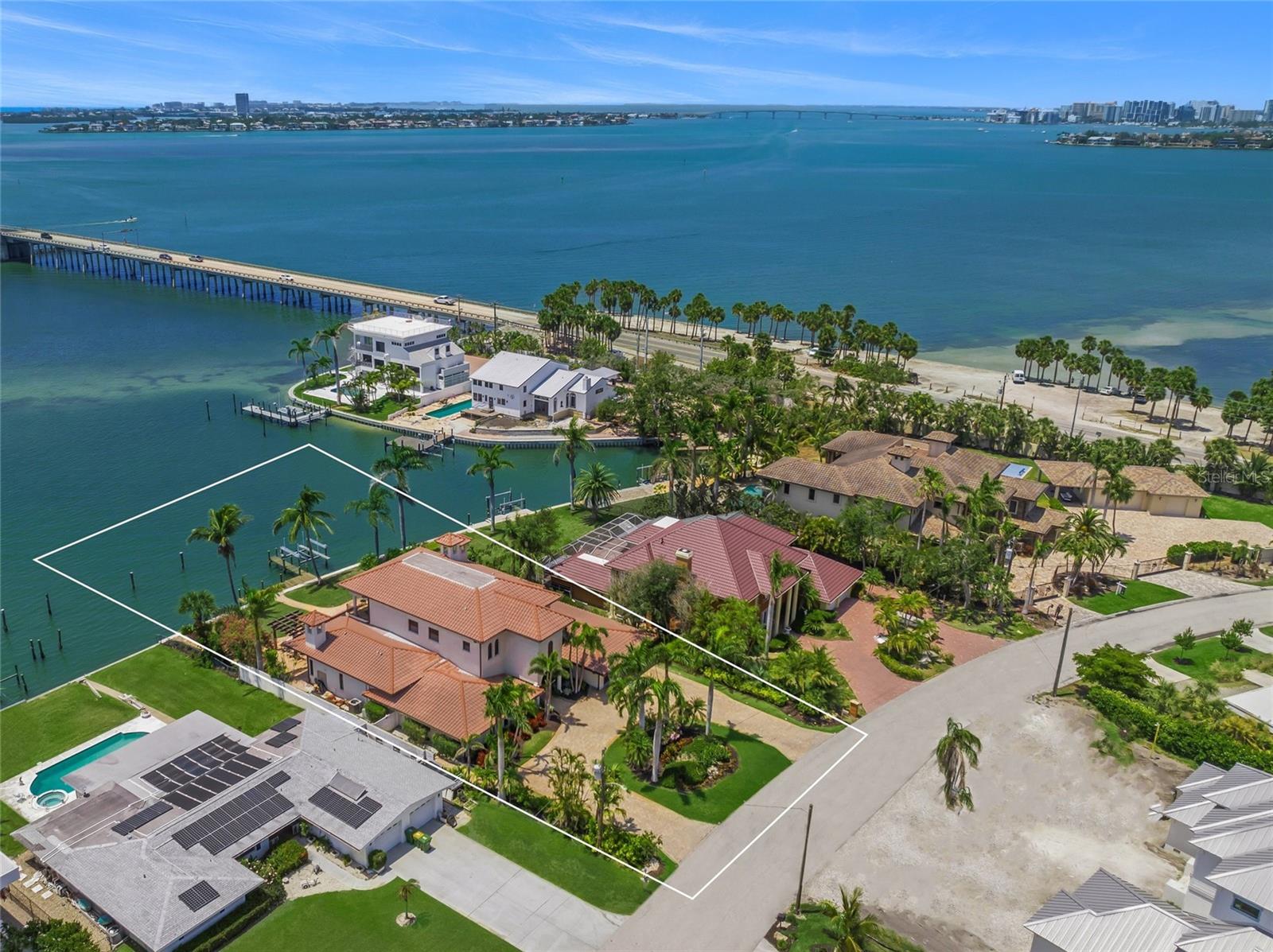 3576 SAN REMO TER