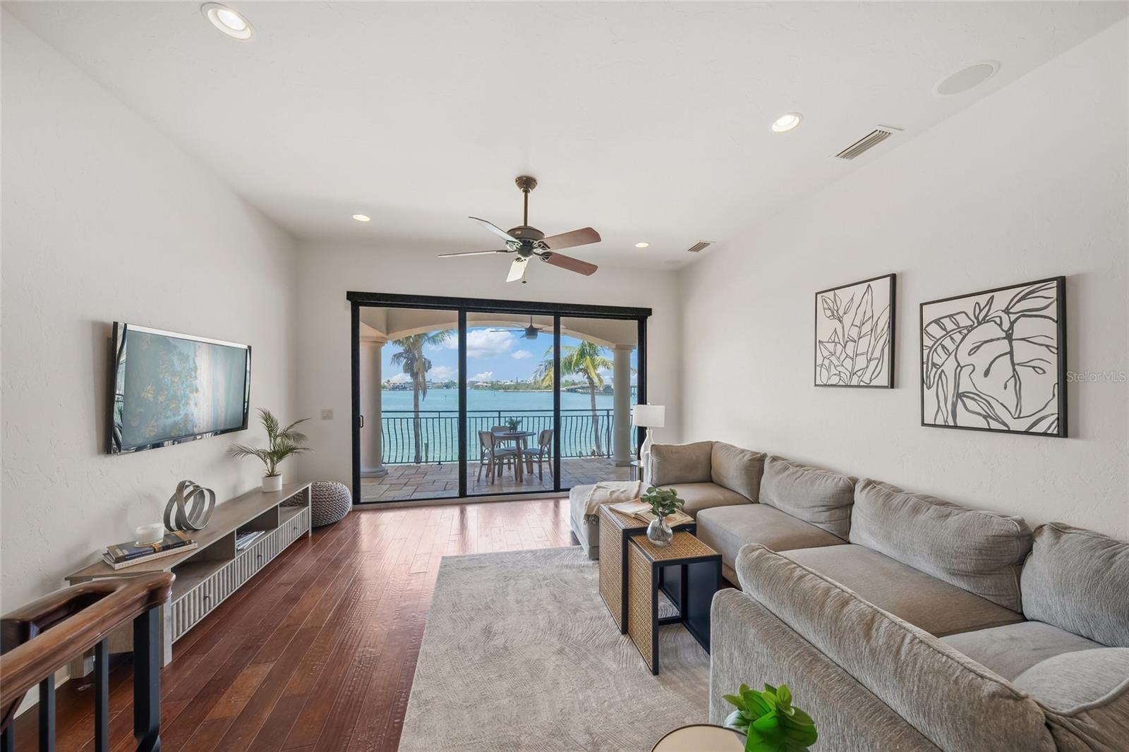 3576 SAN REMO TER