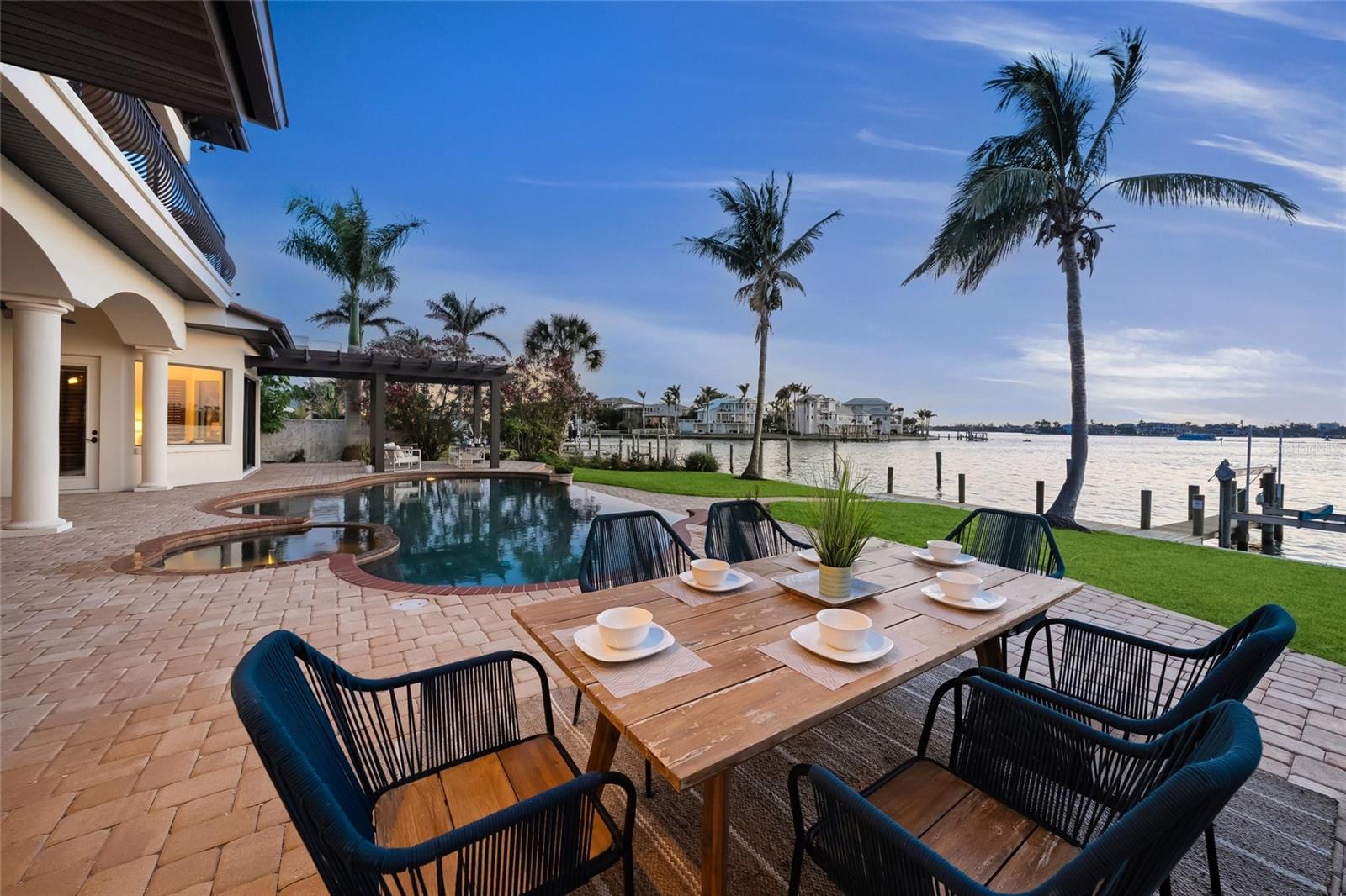 3576 SAN REMO TER