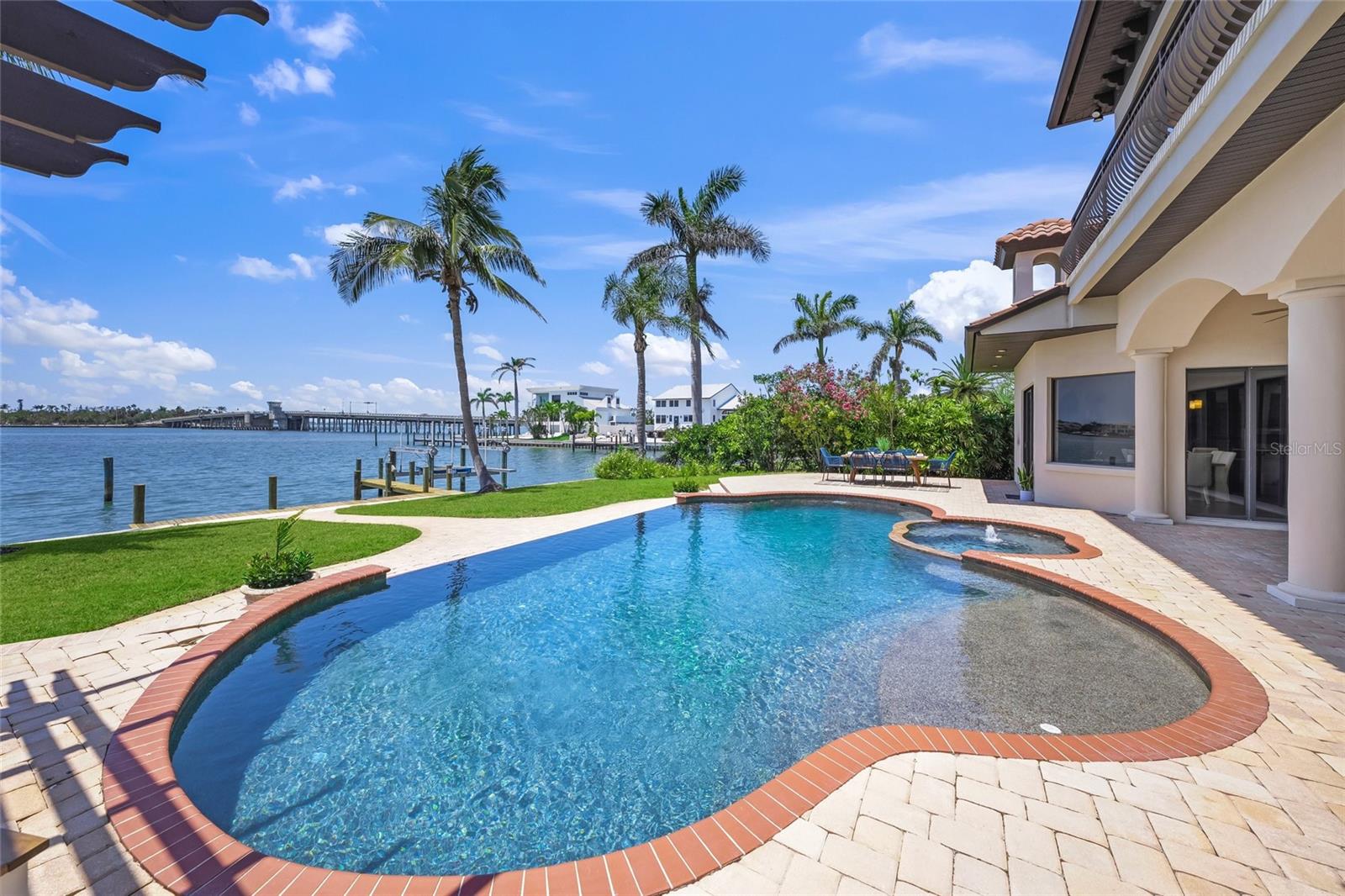 3576 SAN REMO TER