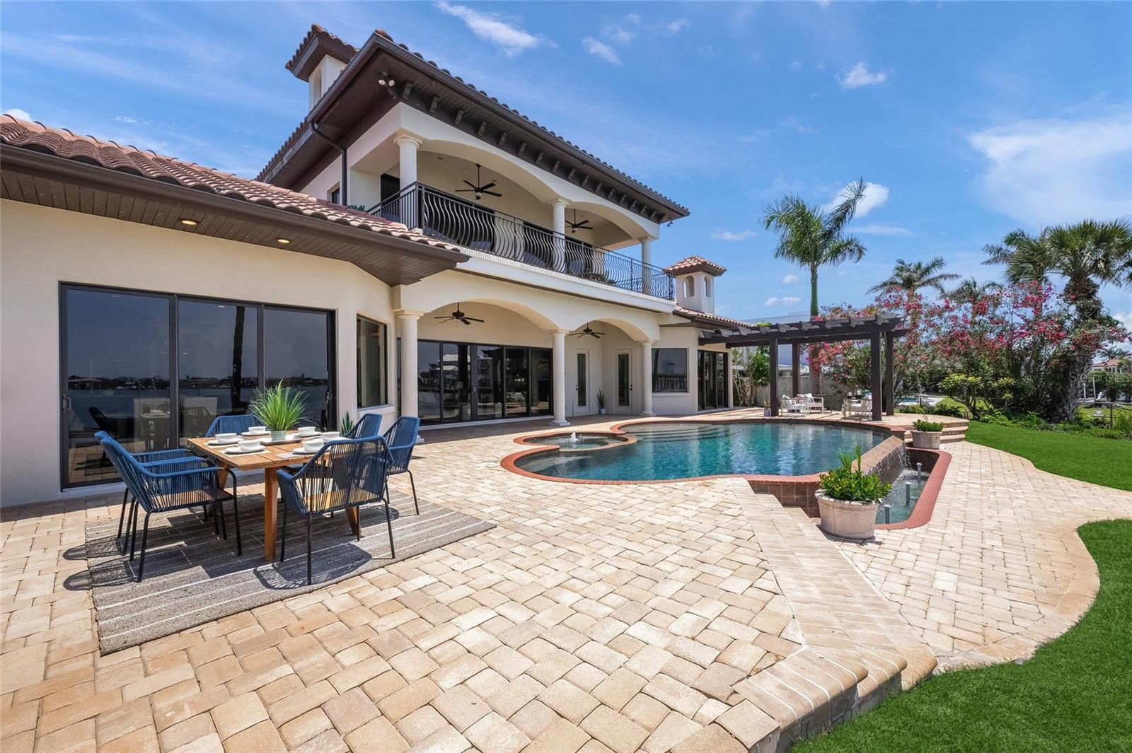 3576 SAN REMO TER