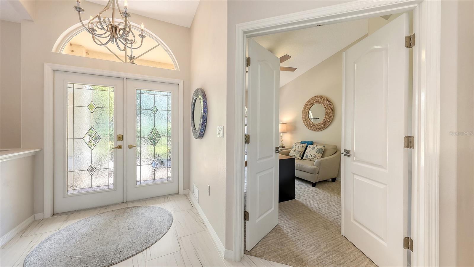 5698 COUNTRY WALK LN