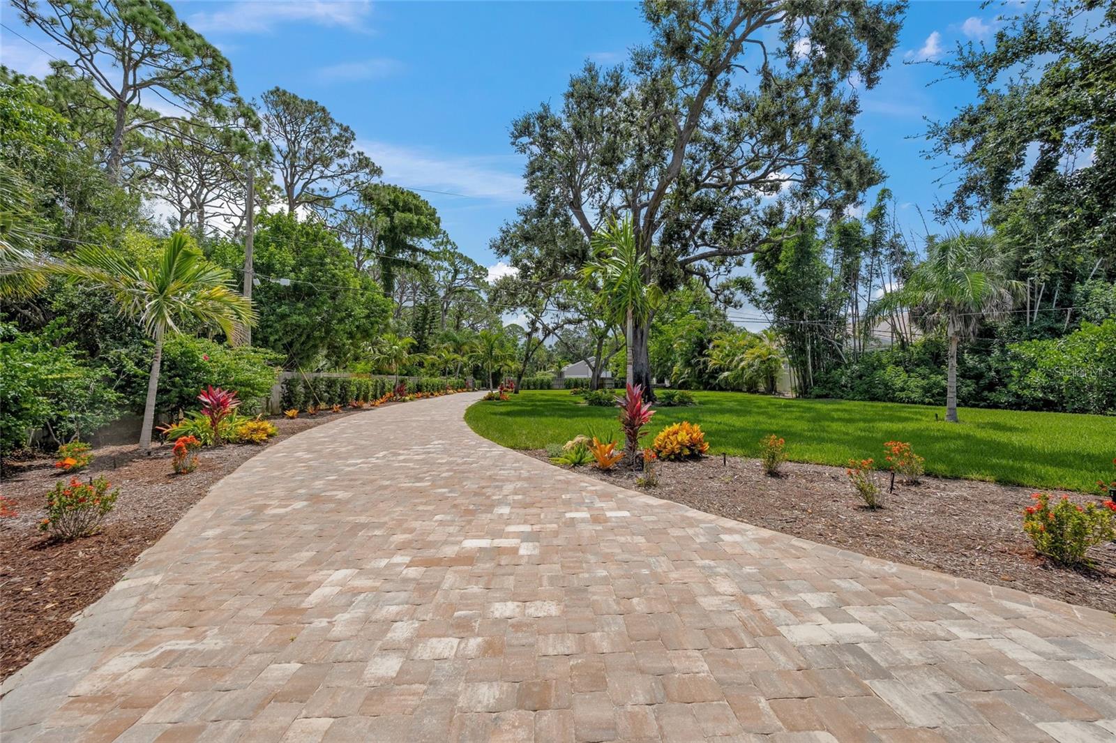 1109 BAYSHORE RD