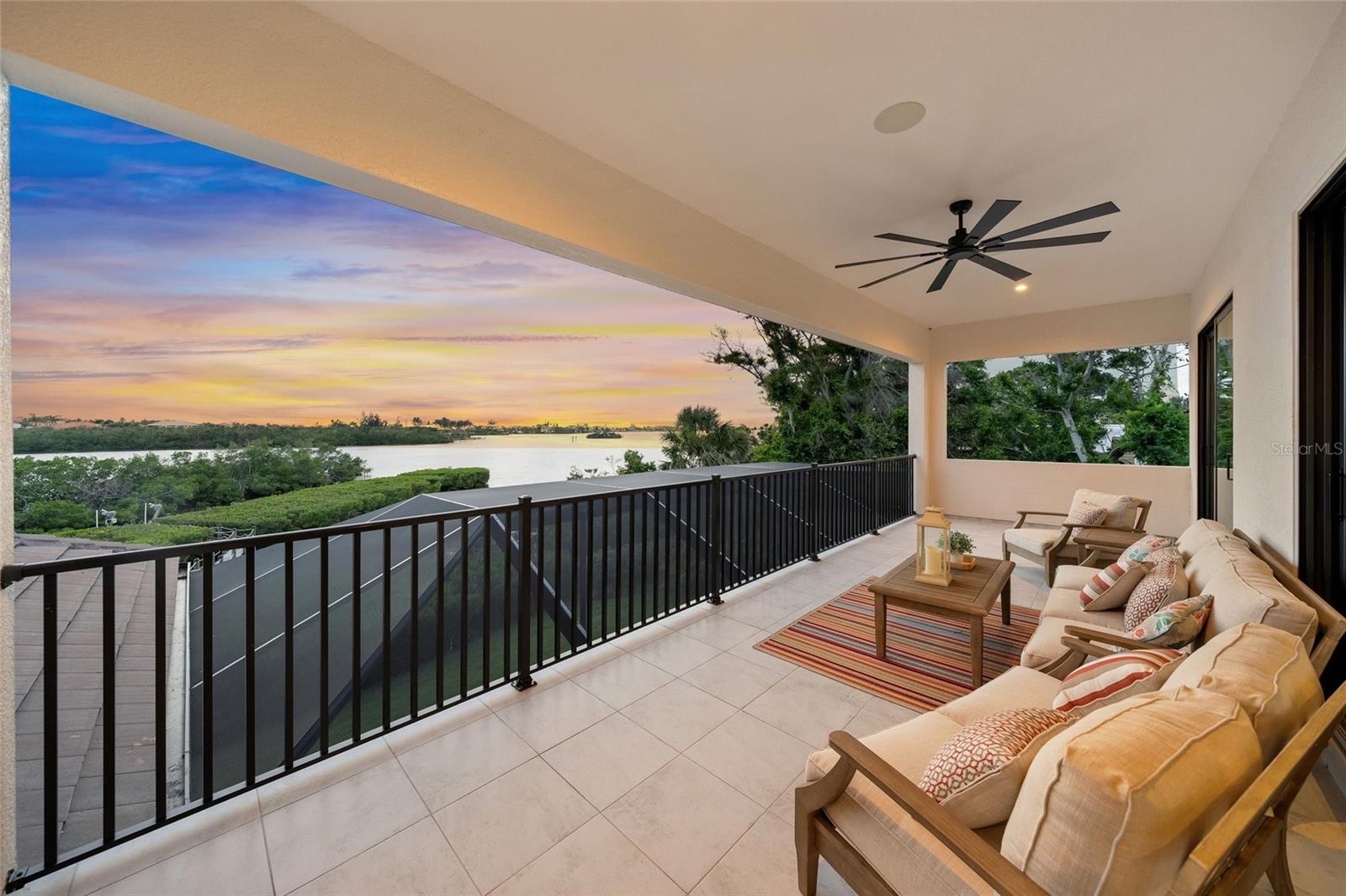 1109 BAYSHORE RD
