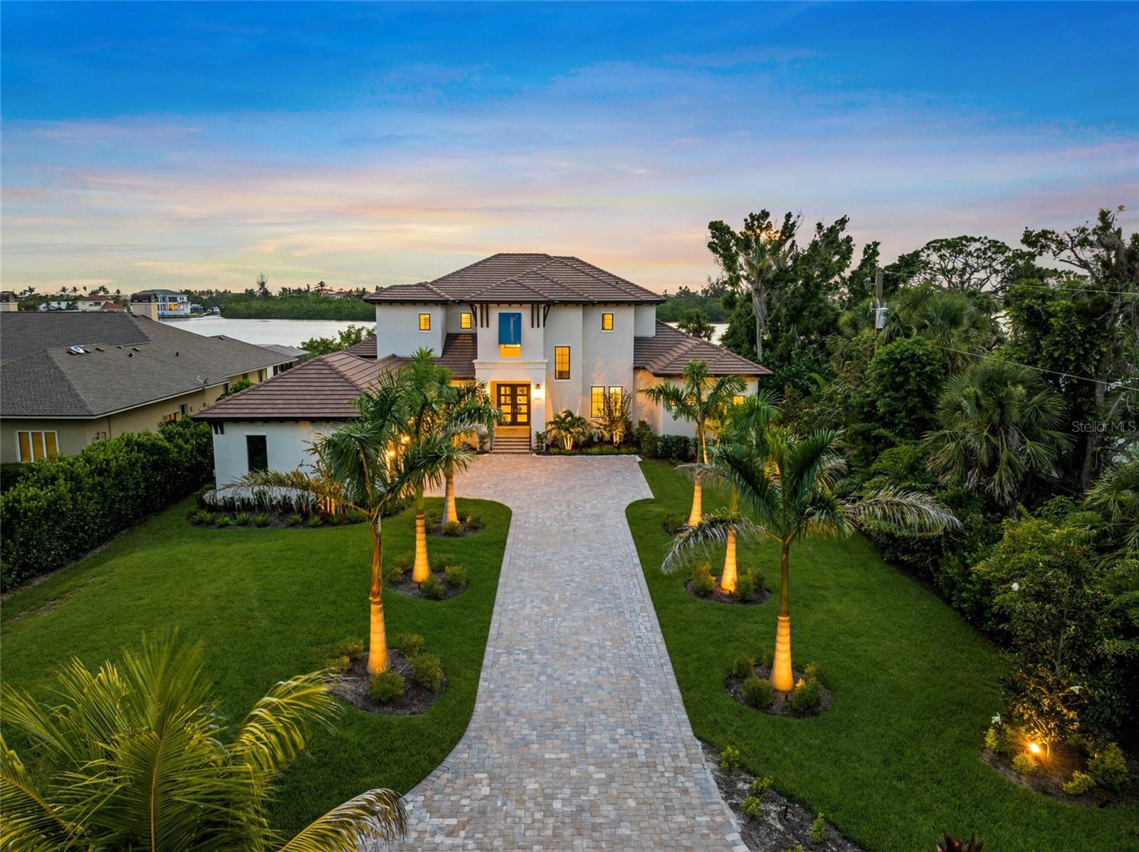 1109 BAYSHORE RD
