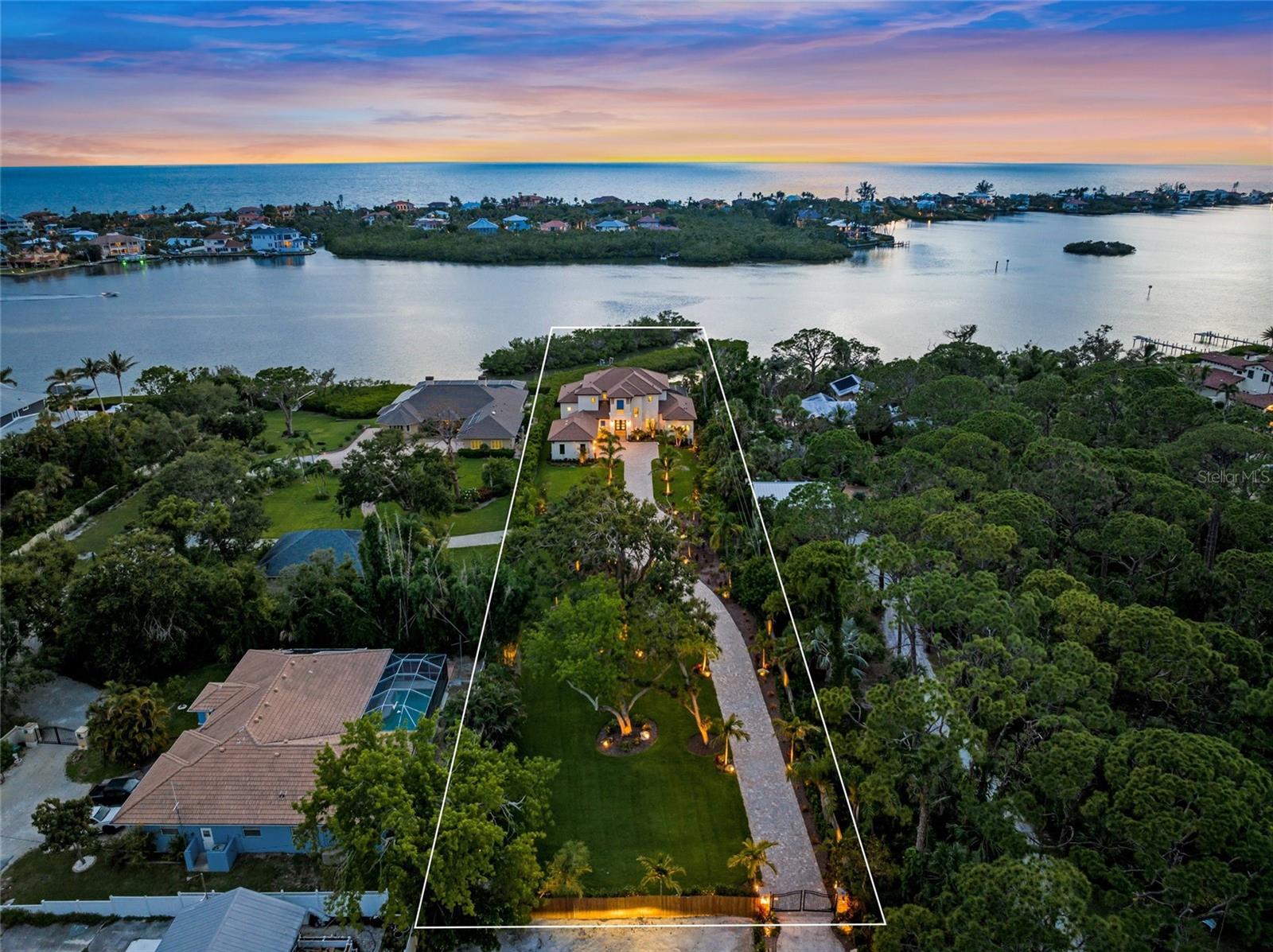 1109 BAYSHORE RD