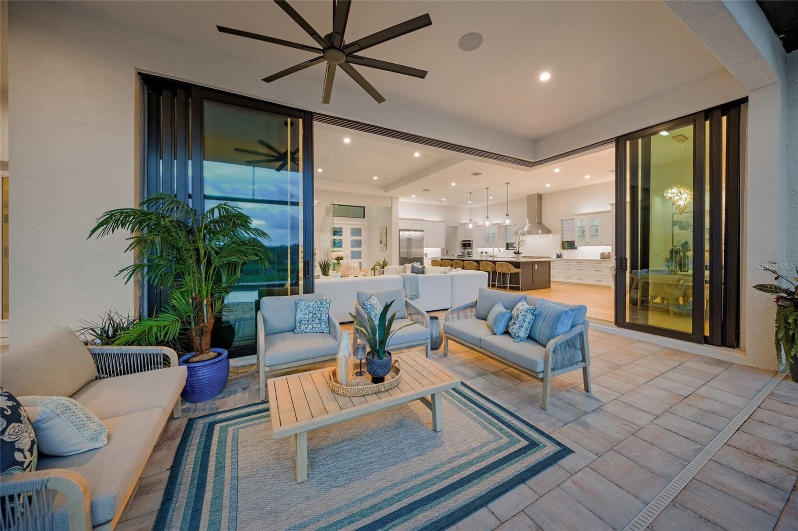 1109 BAYSHORE RD