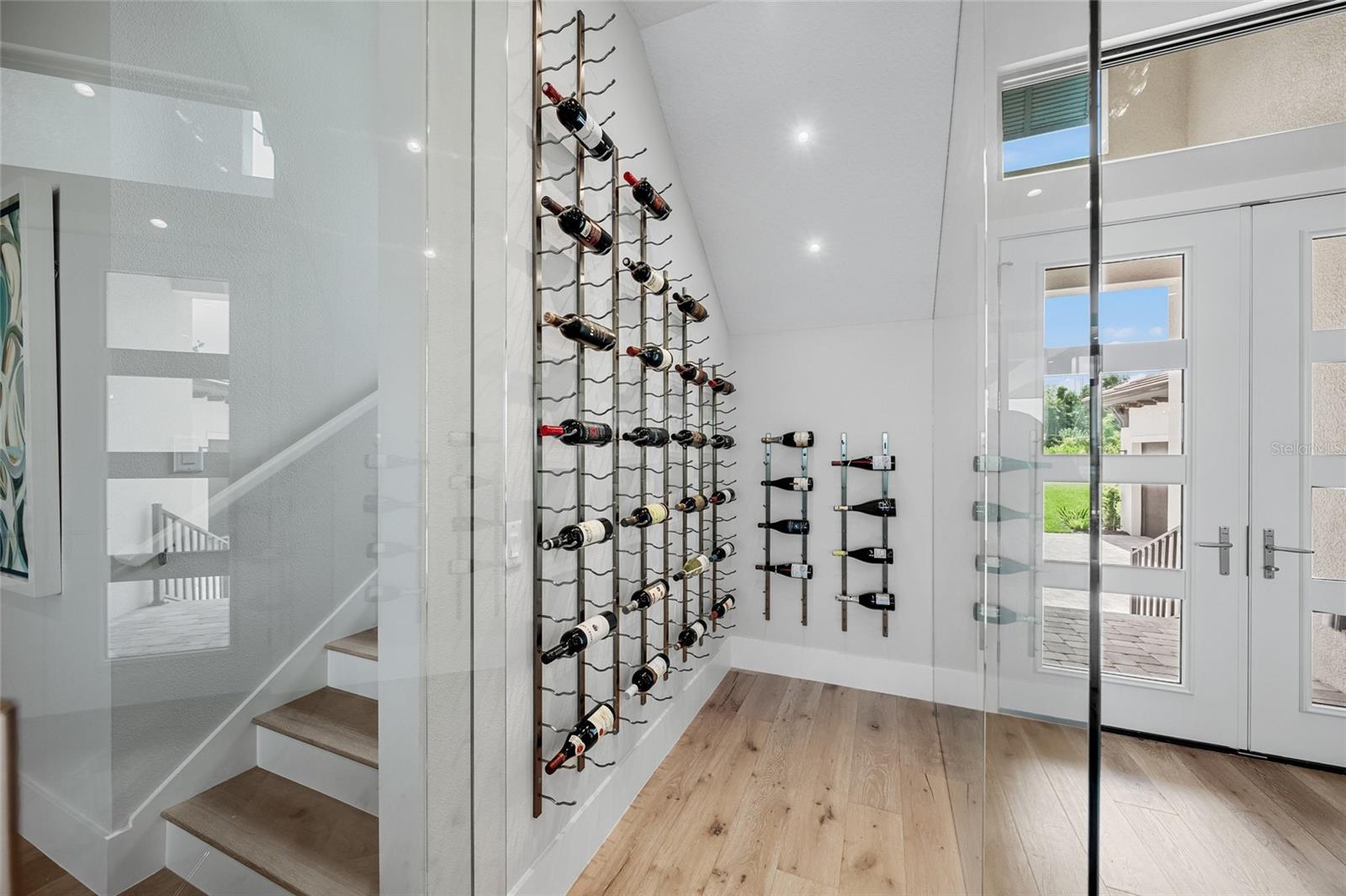1109 BAYSHORE RD