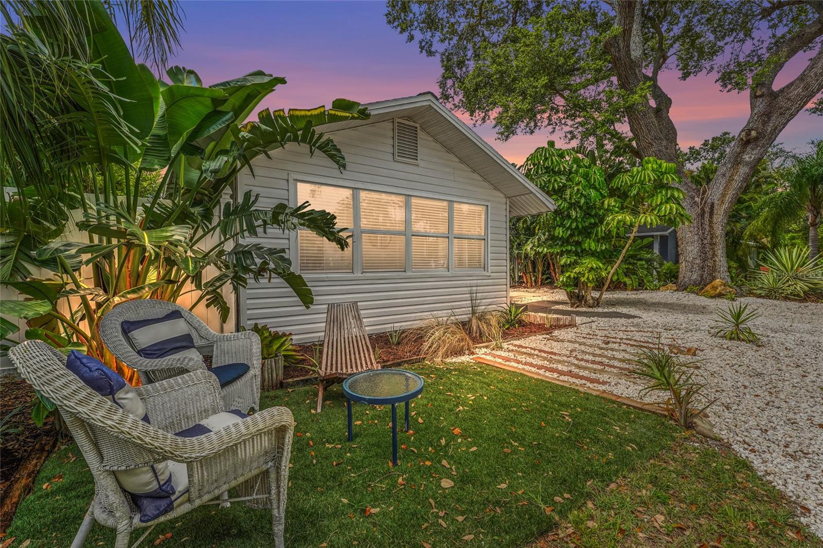 2705 2ND AVE W
