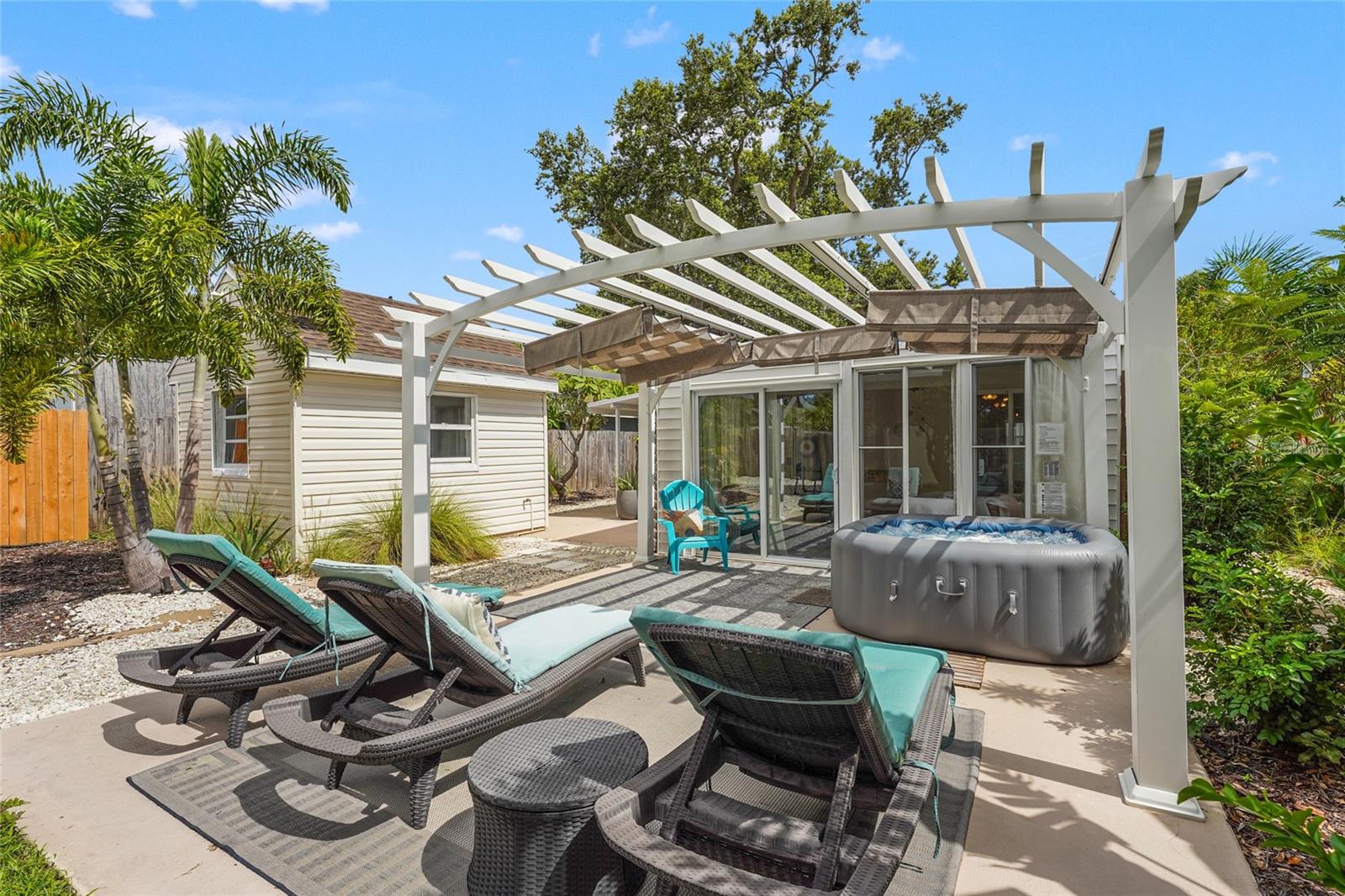 2705 2ND AVE W