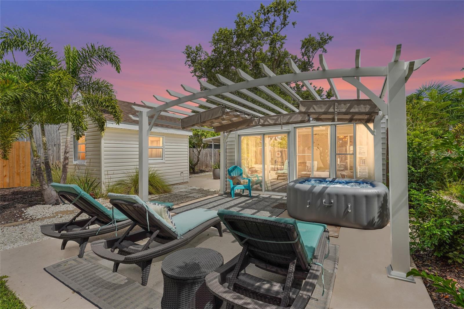 2705 2ND AVE W