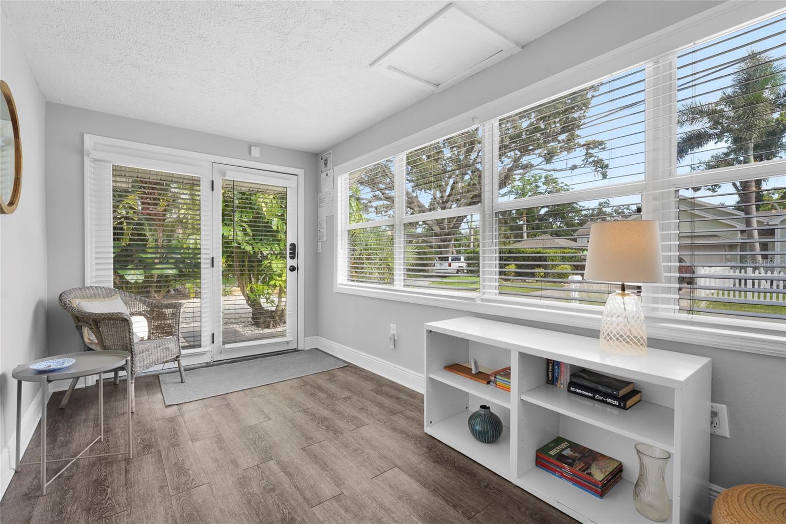 2705 2ND AVE W