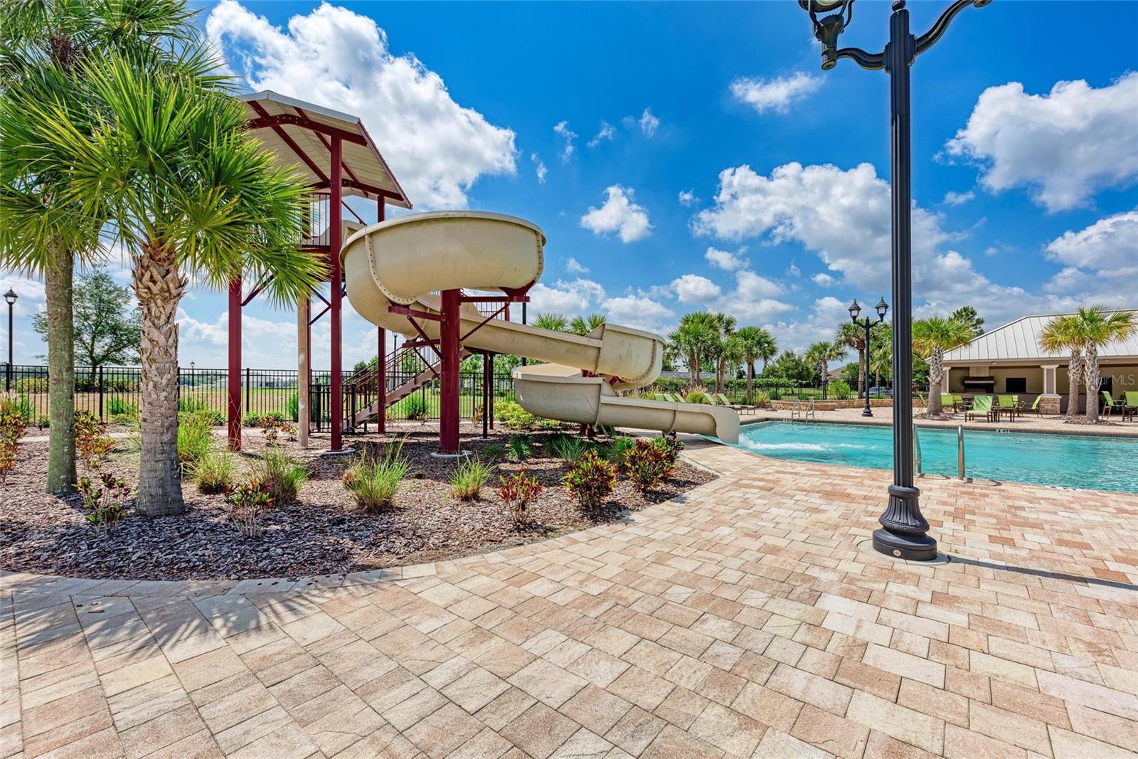 3724 CREEKSIDE PARK DR