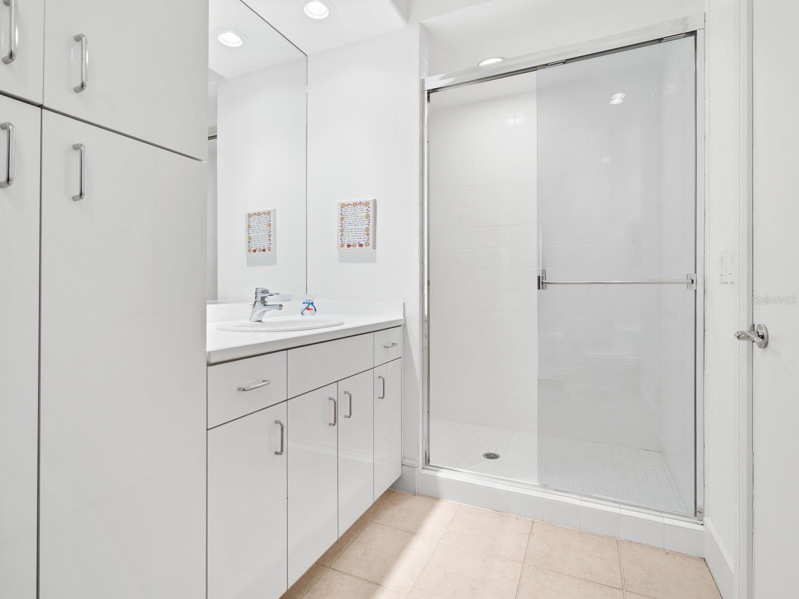 661 MOURNING DOVE DR