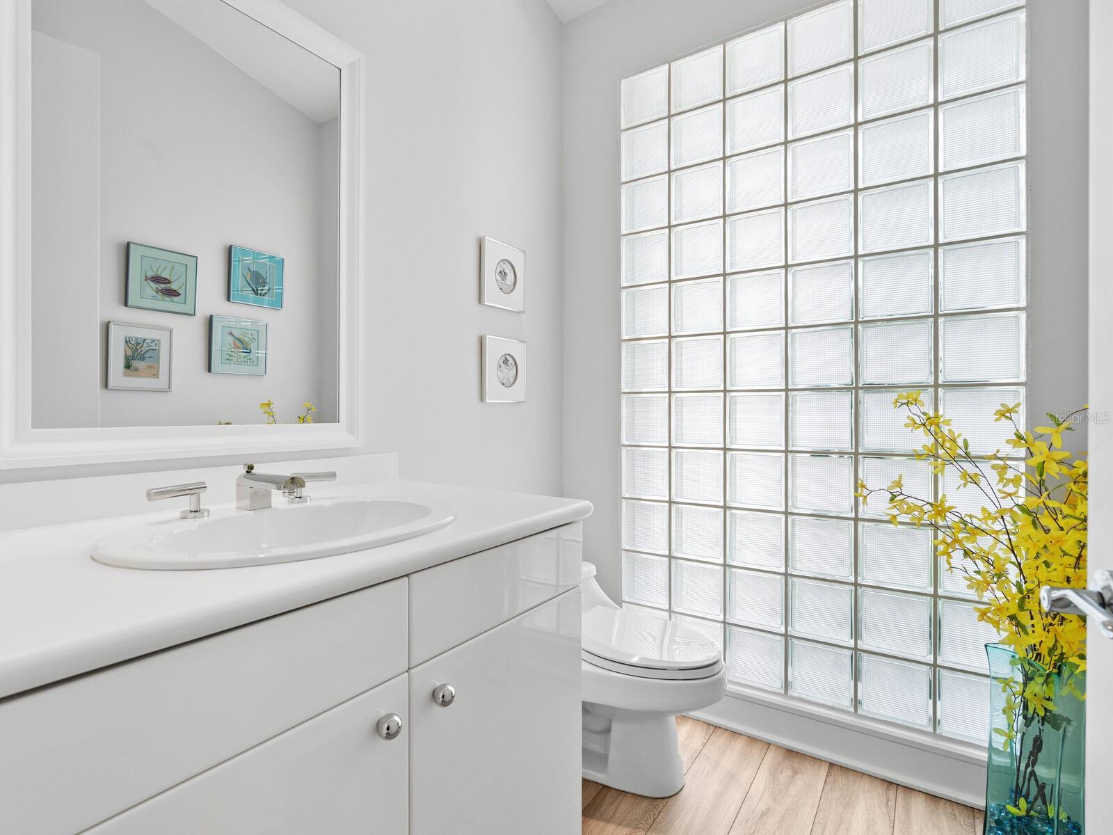 661 MOURNING DOVE DR