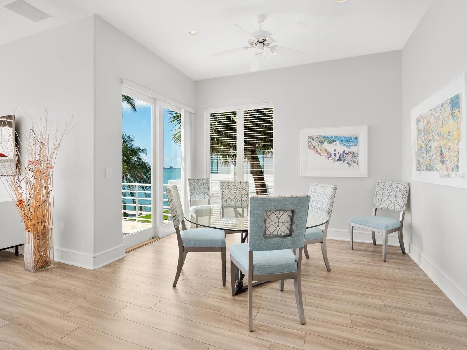 661 MOURNING DOVE DR