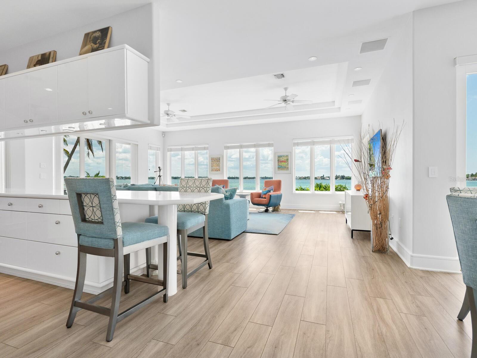 661 MOURNING DOVE DR