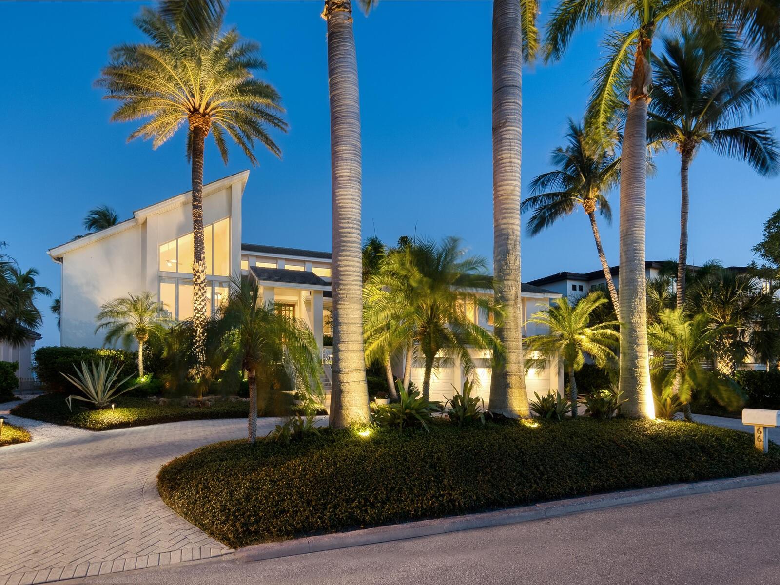 661 MOURNING DOVE DR