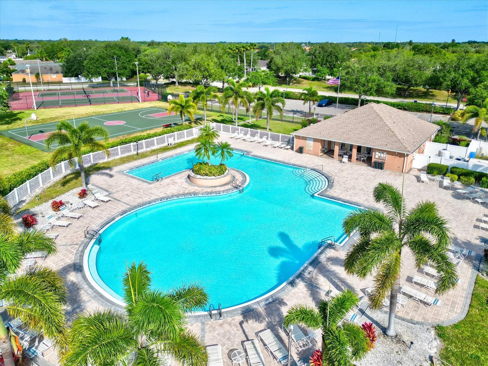 4440 SANIBEL WAY