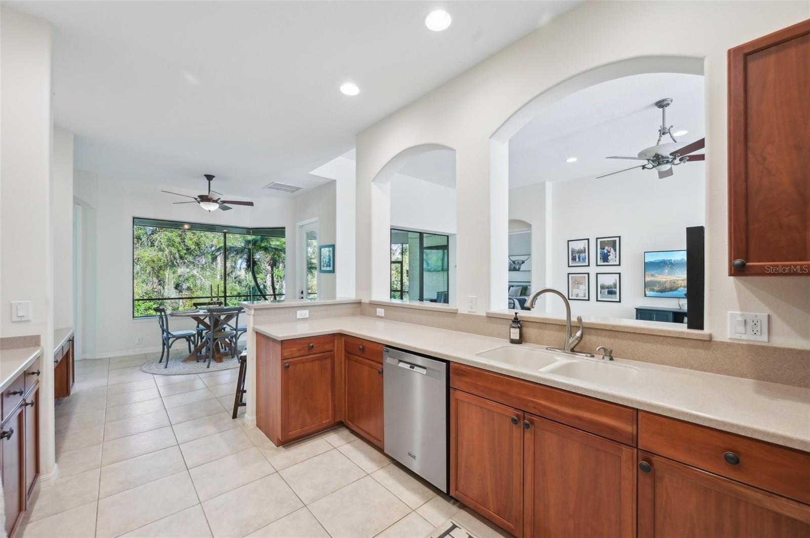 11516 28TH STREET CIR E