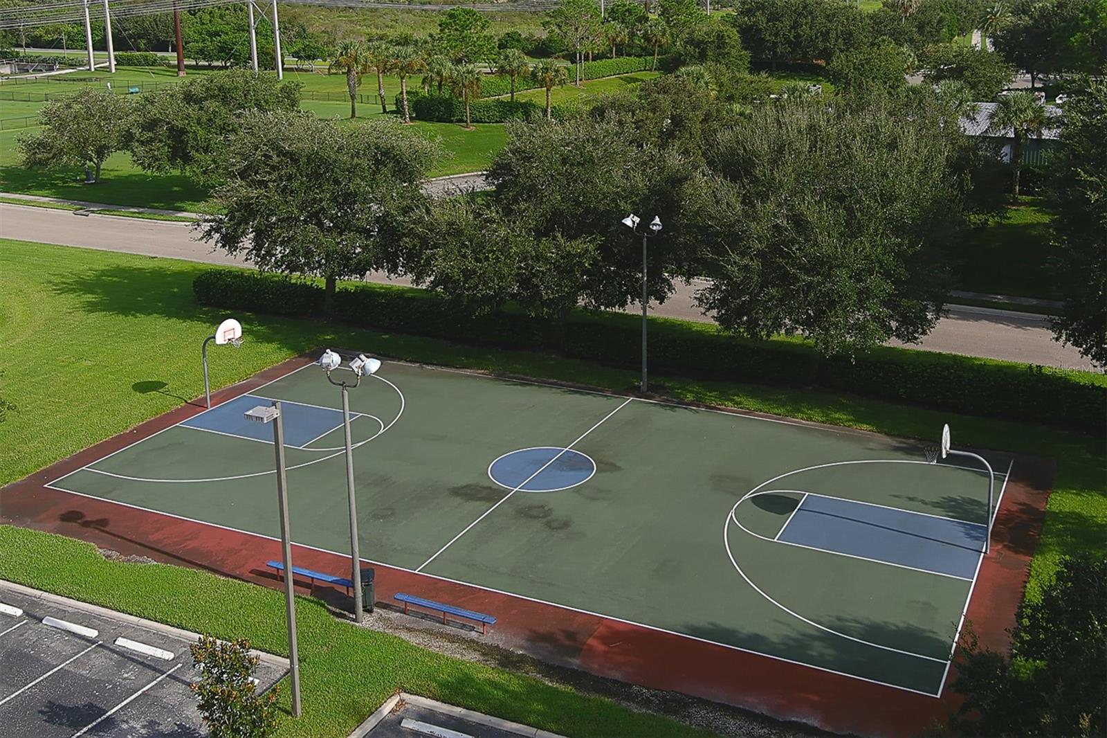 9014 BEACON MANOR TER