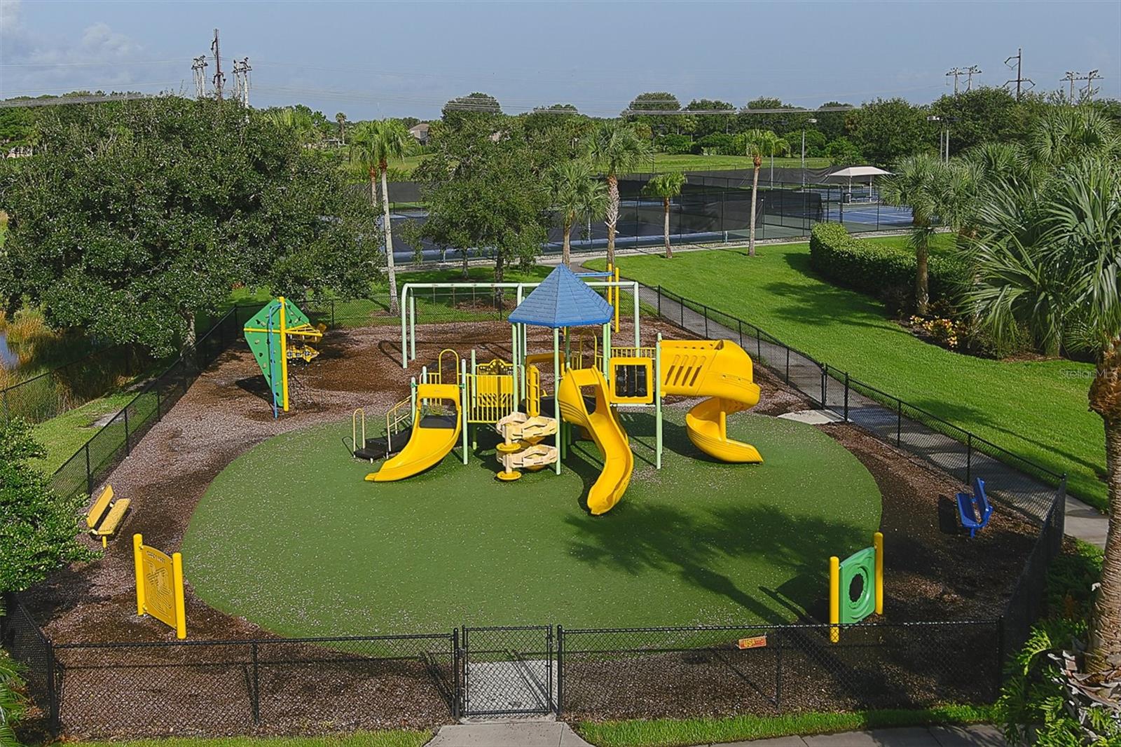 9014 BEACON MANOR TER