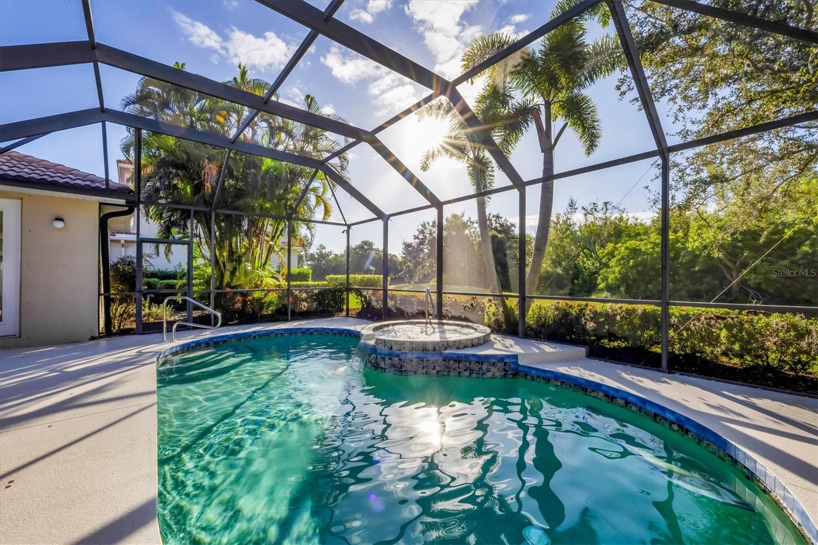 9014 BEACON MANOR TER