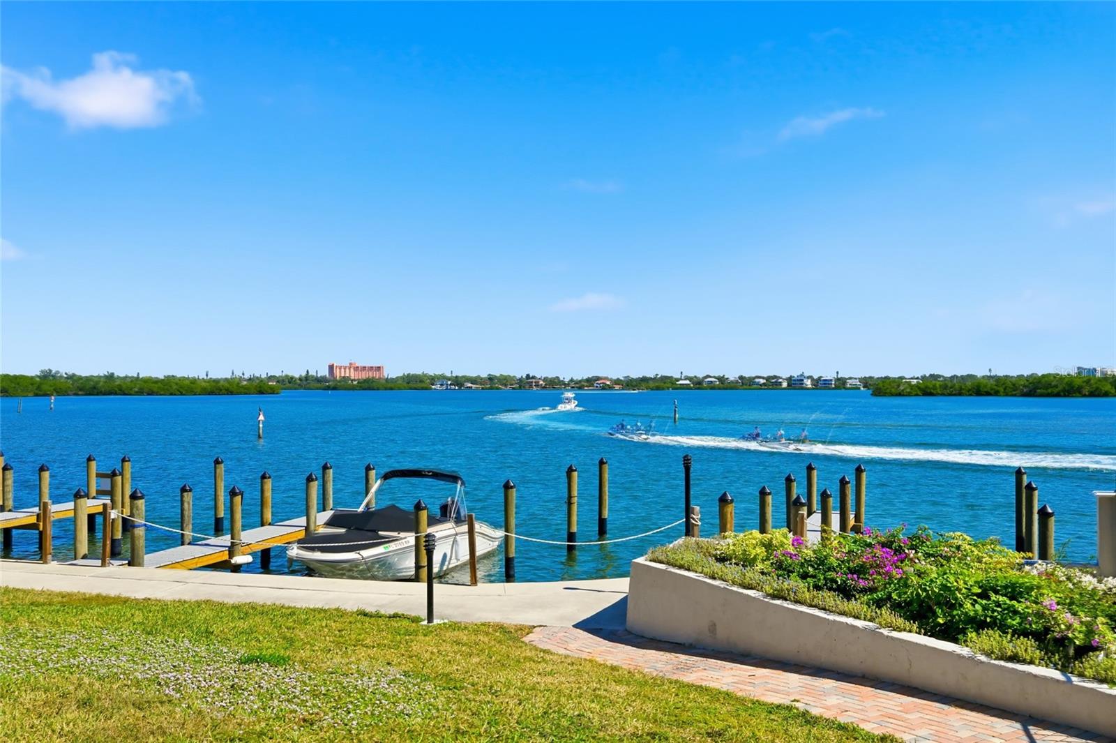 8977 MIDNIGHT PASS RD #223