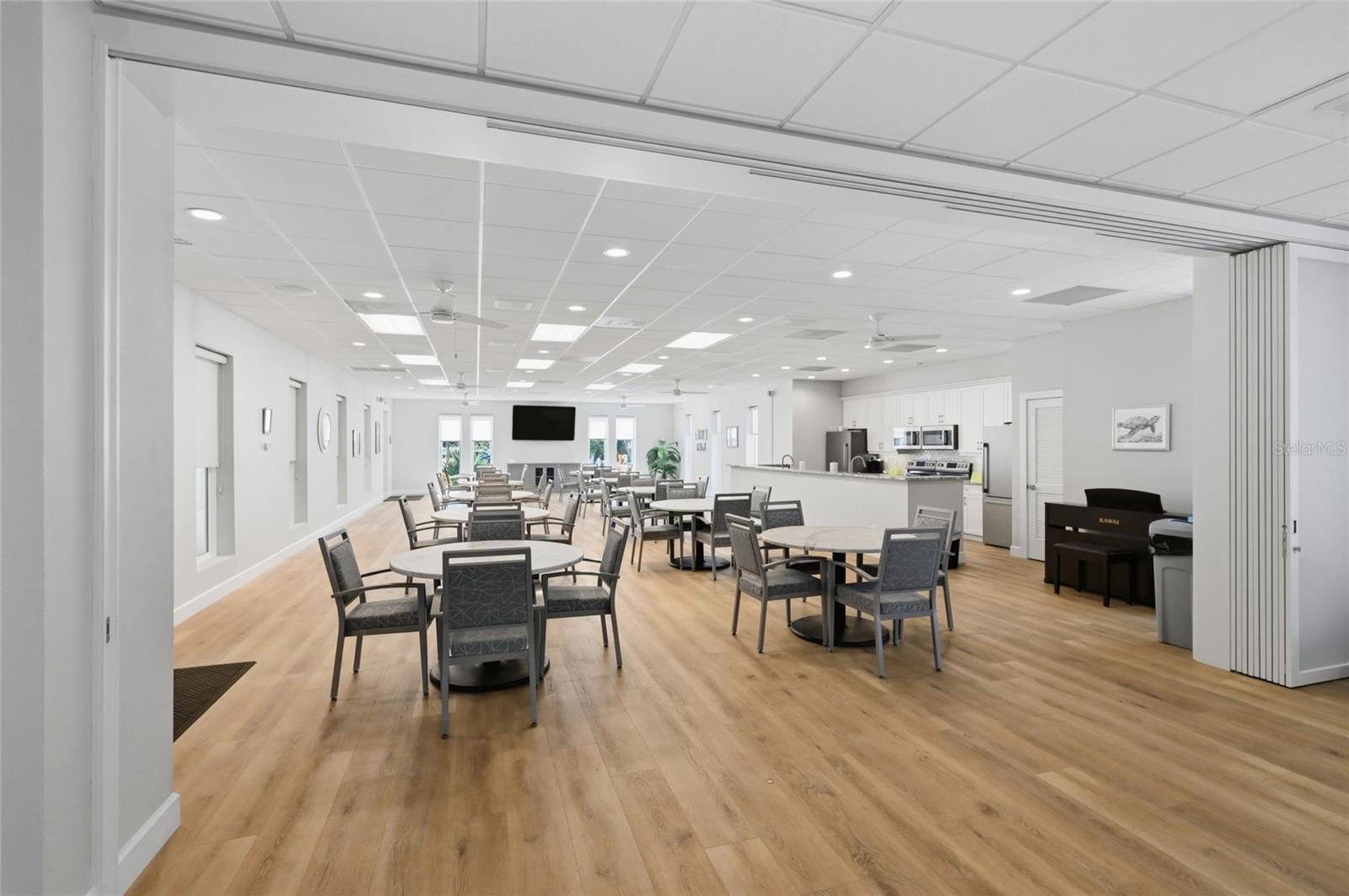 8977 MIDNIGHT PASS RD #223