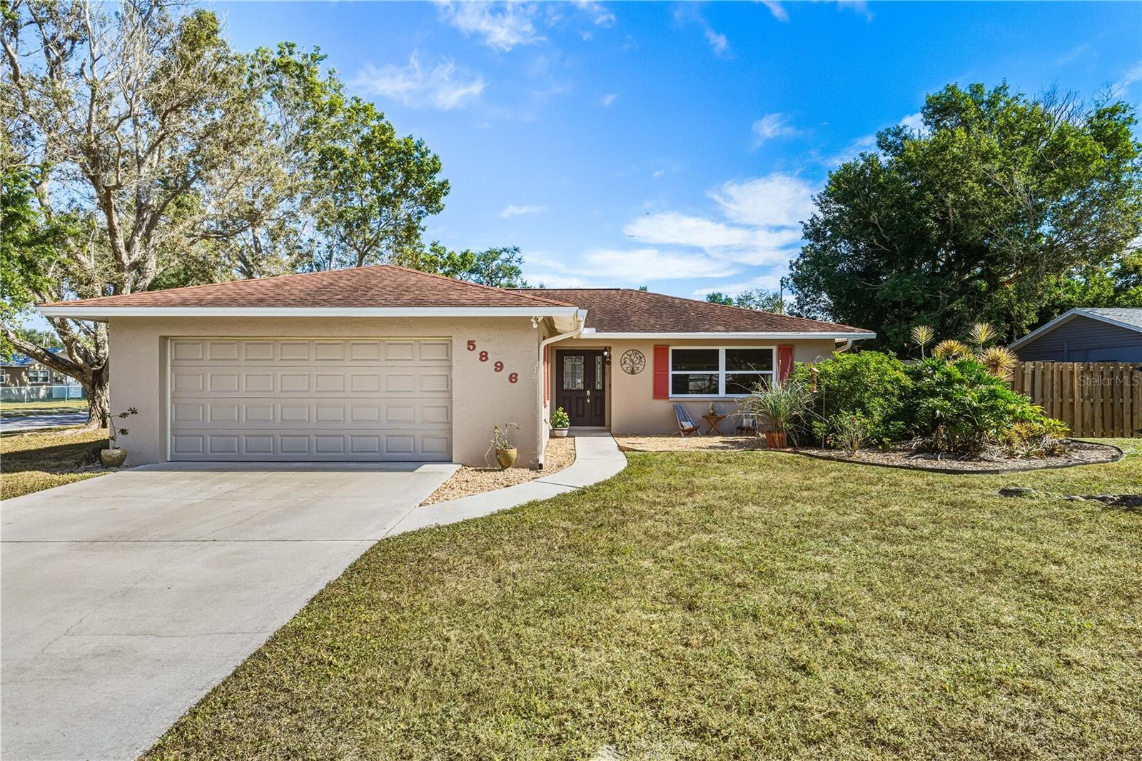 5896 WHISTLEWOOD WAY