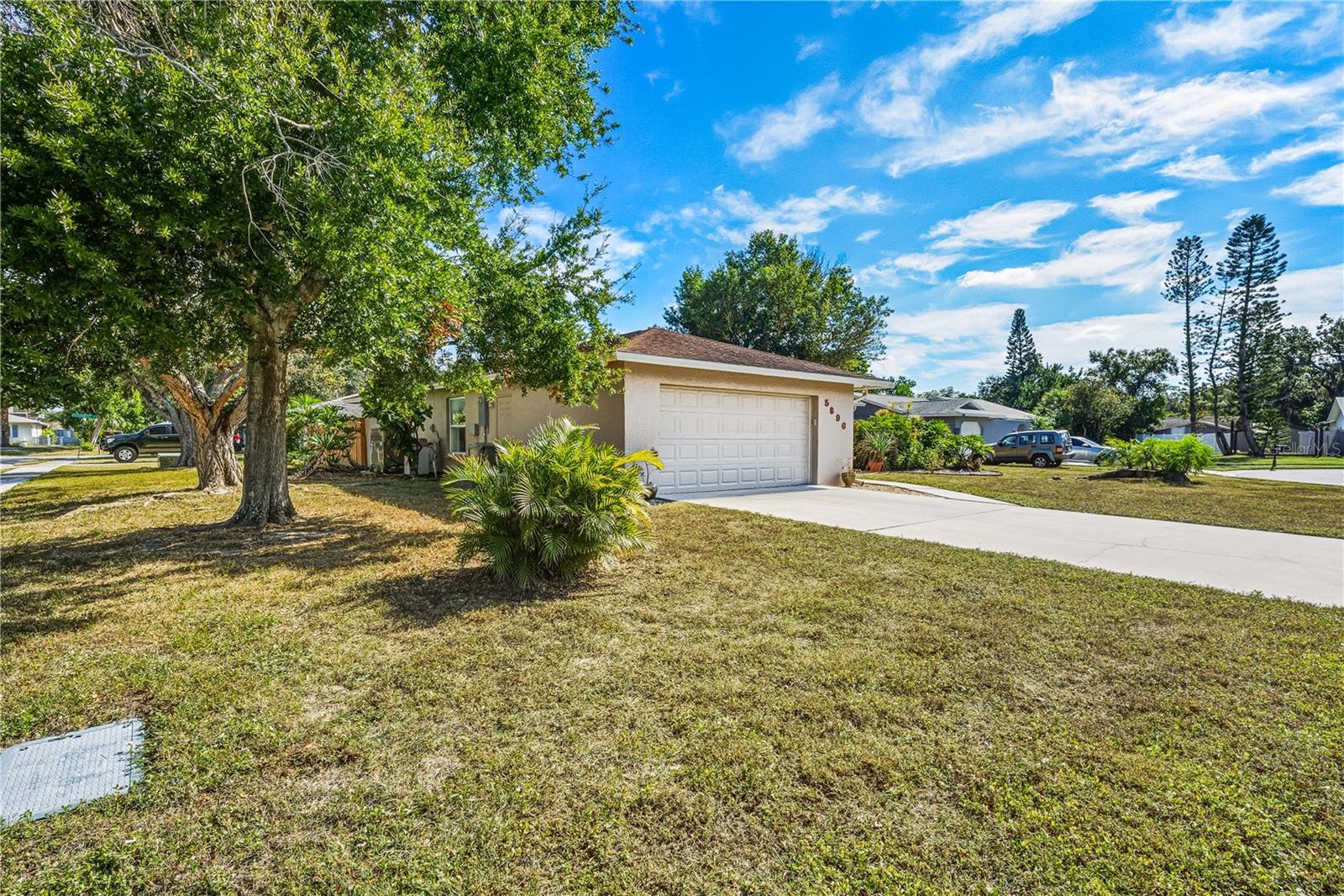 5896 WHISTLEWOOD WAY