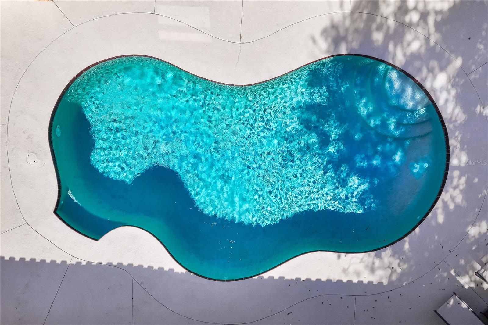 5896 WHISTLEWOOD WAY