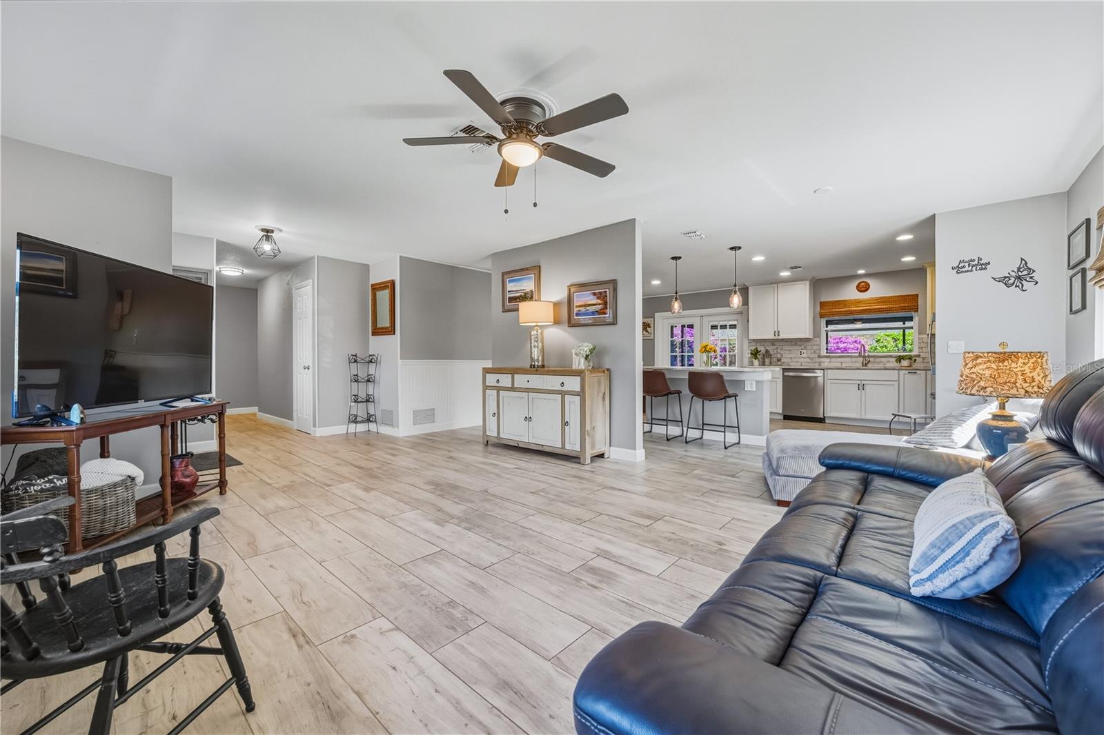 5896 WHISTLEWOOD WAY