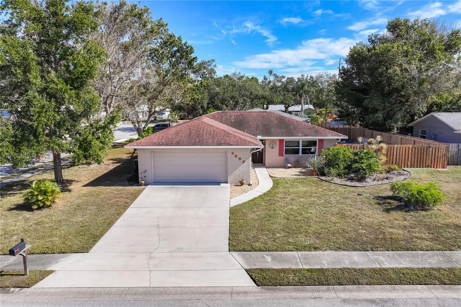 5896 WHISTLEWOOD WAY