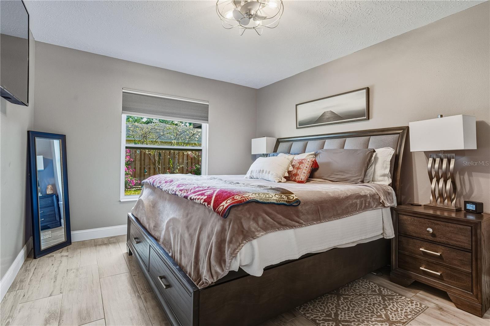 5896 WHISTLEWOOD WAY