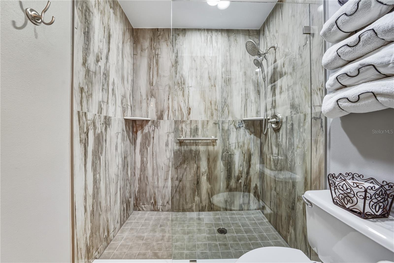 5896 WHISTLEWOOD WAY