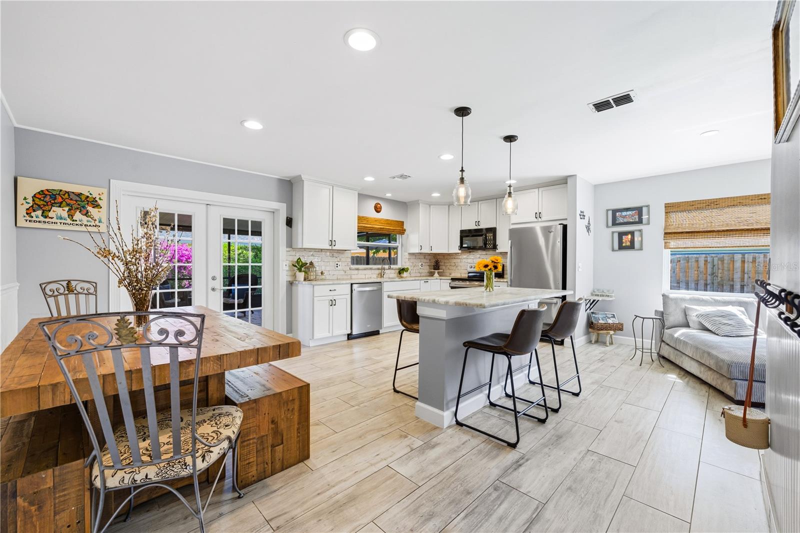 5896 WHISTLEWOOD WAY