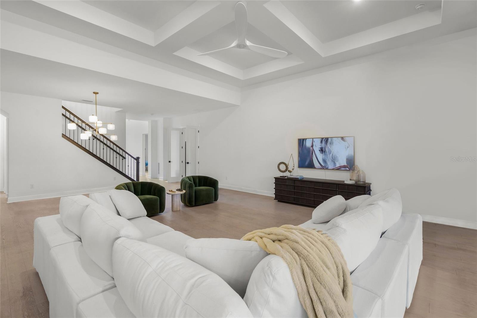 7765 GRANDE SHORES DR