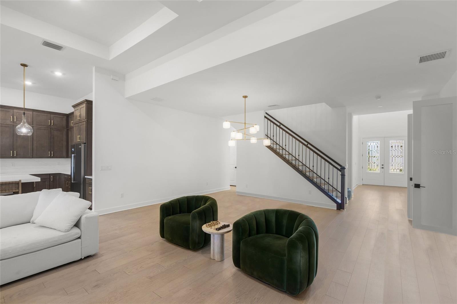 7765 GRANDE SHORES DR