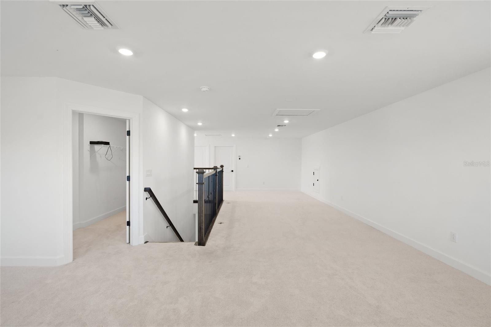 7765 GRANDE SHORES DR