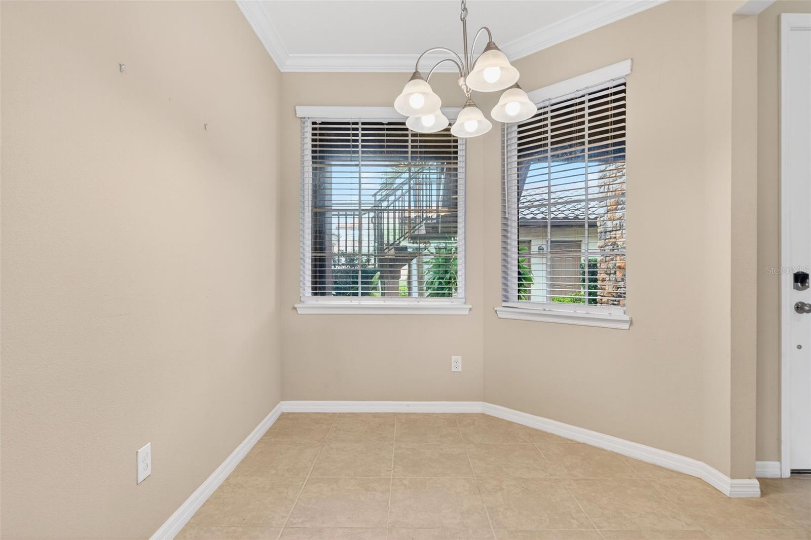 13738 MESSINA LOOP #103