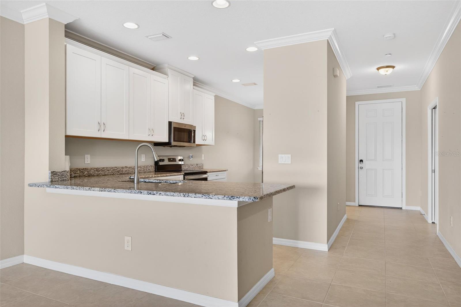 13738 MESSINA LOOP #103