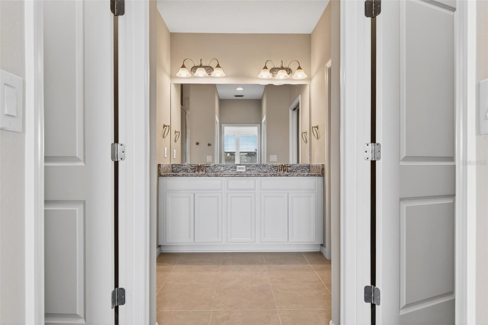 13738 MESSINA LOOP #103