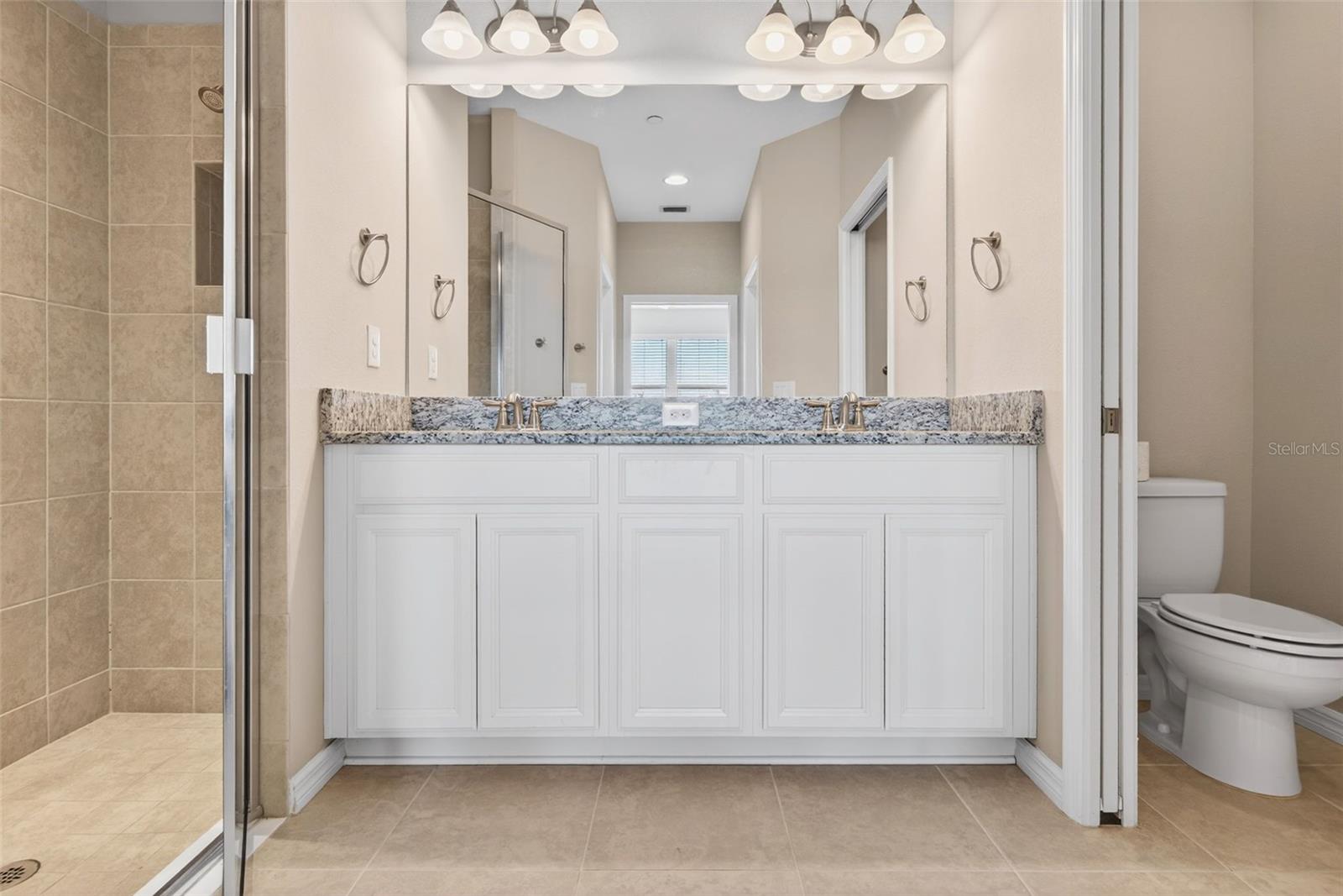 13738 MESSINA LOOP #103