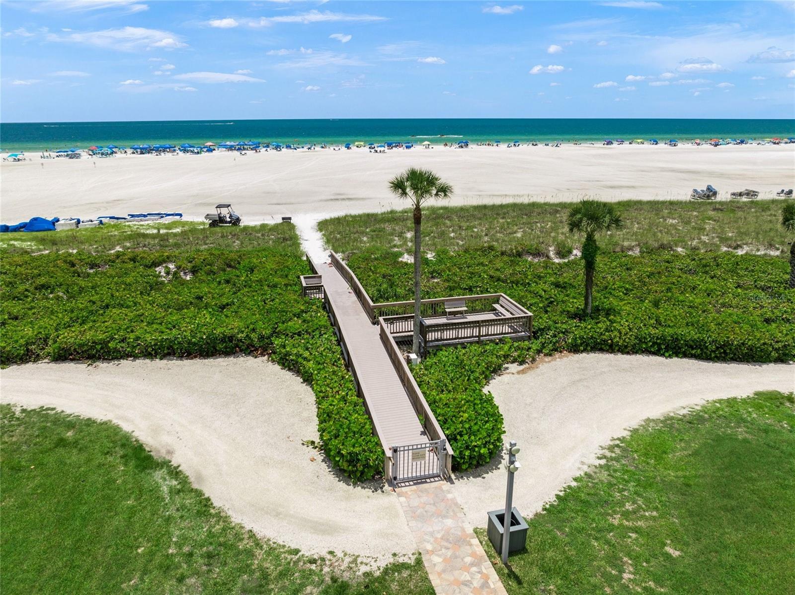 5750 MIDNIGHT PASS RD #704E