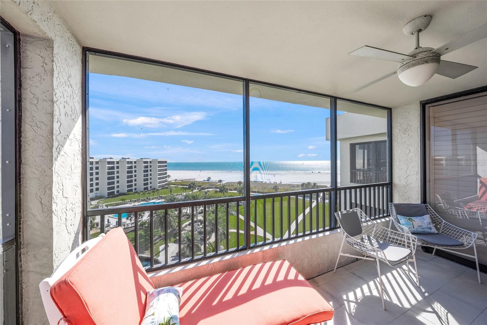 5750 MIDNIGHT PASS RD #704E