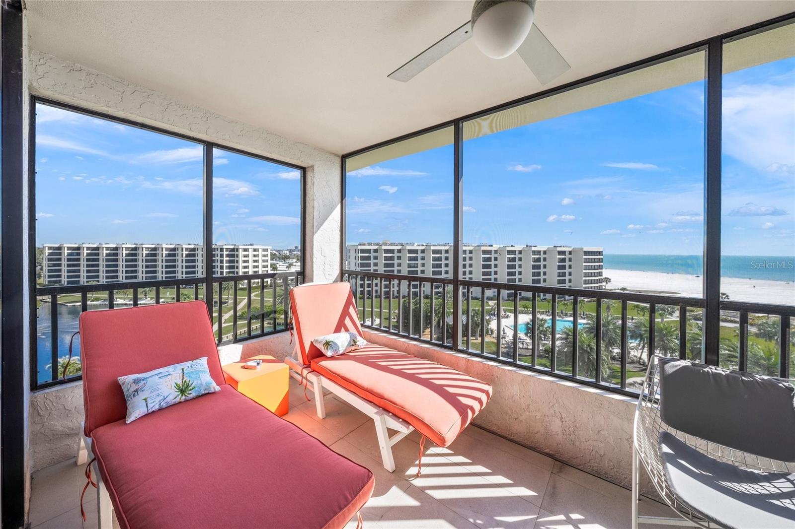 5750 MIDNIGHT PASS RD #704E